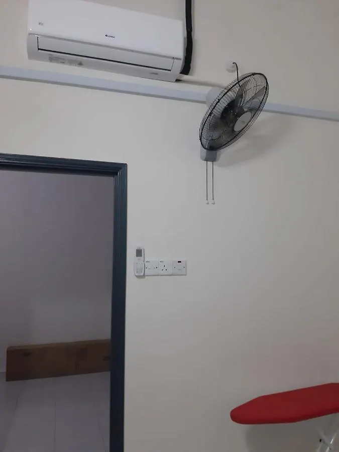 Rumah Armand Melaka 4Br Fully Aircond 0*, Malacca